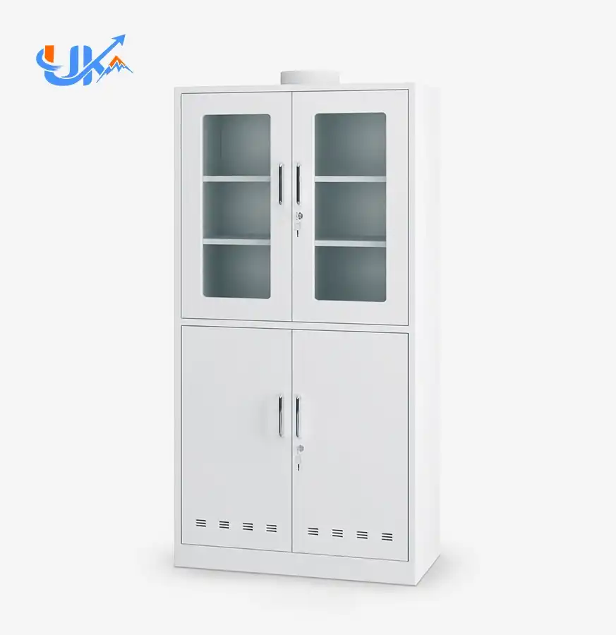Ventilated medicine cabinet for pharmacy
